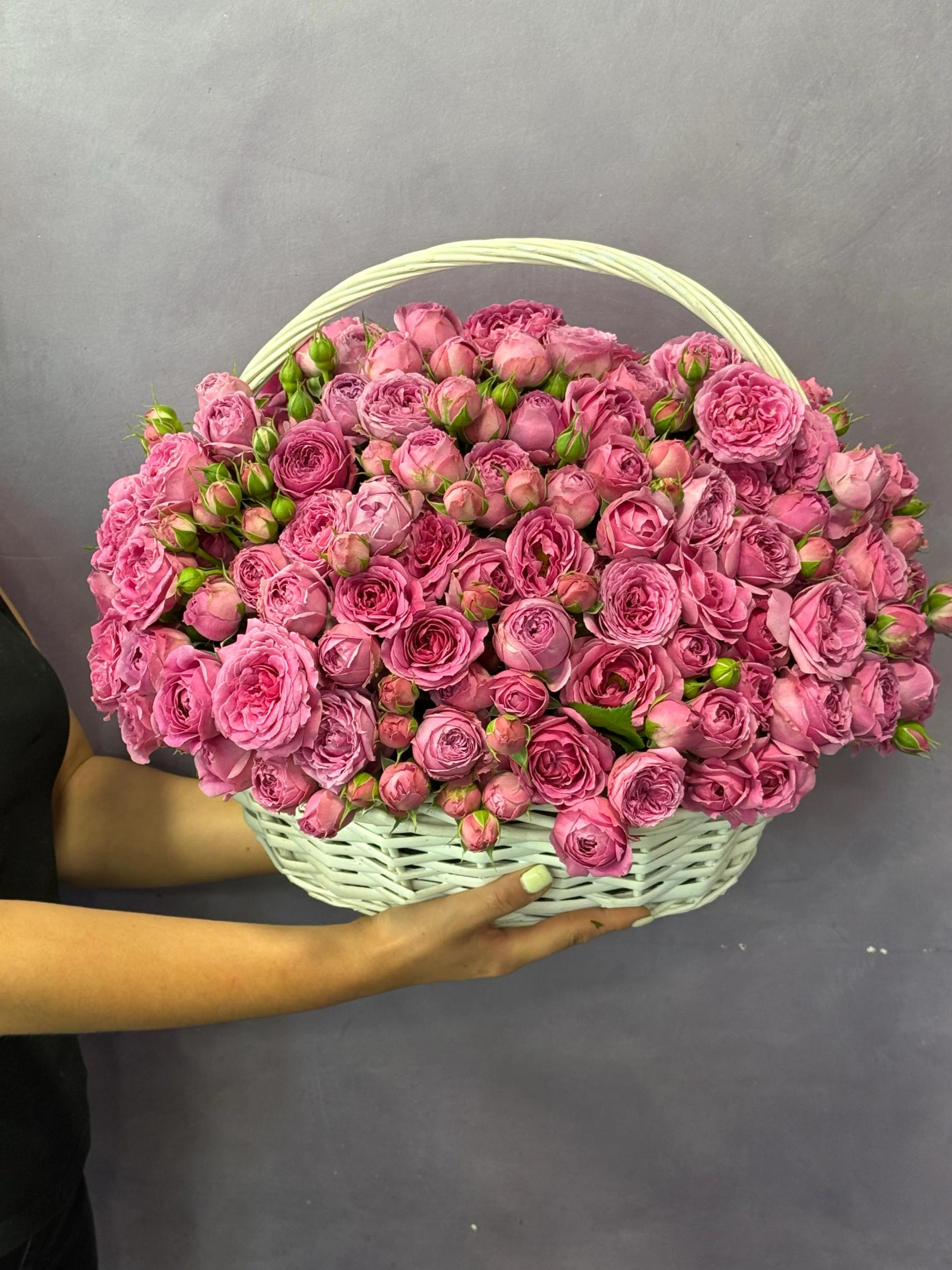 A basket of peony roses | ծաղիկներ, ծաղկեպսակներ, բույսեր Երևան