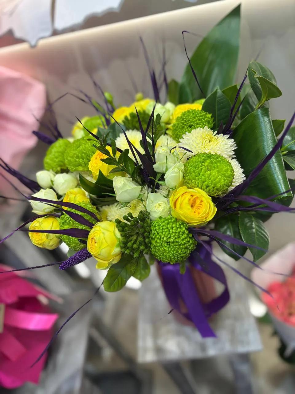 Bunch of chrysanthemums | ծաղիկներ, ծաղկեպսակներ, բույսեր Երևան Bunch of chrysanthemums | ծաղիկներ, ծաղկեպսակներ, բույսեր Երևան