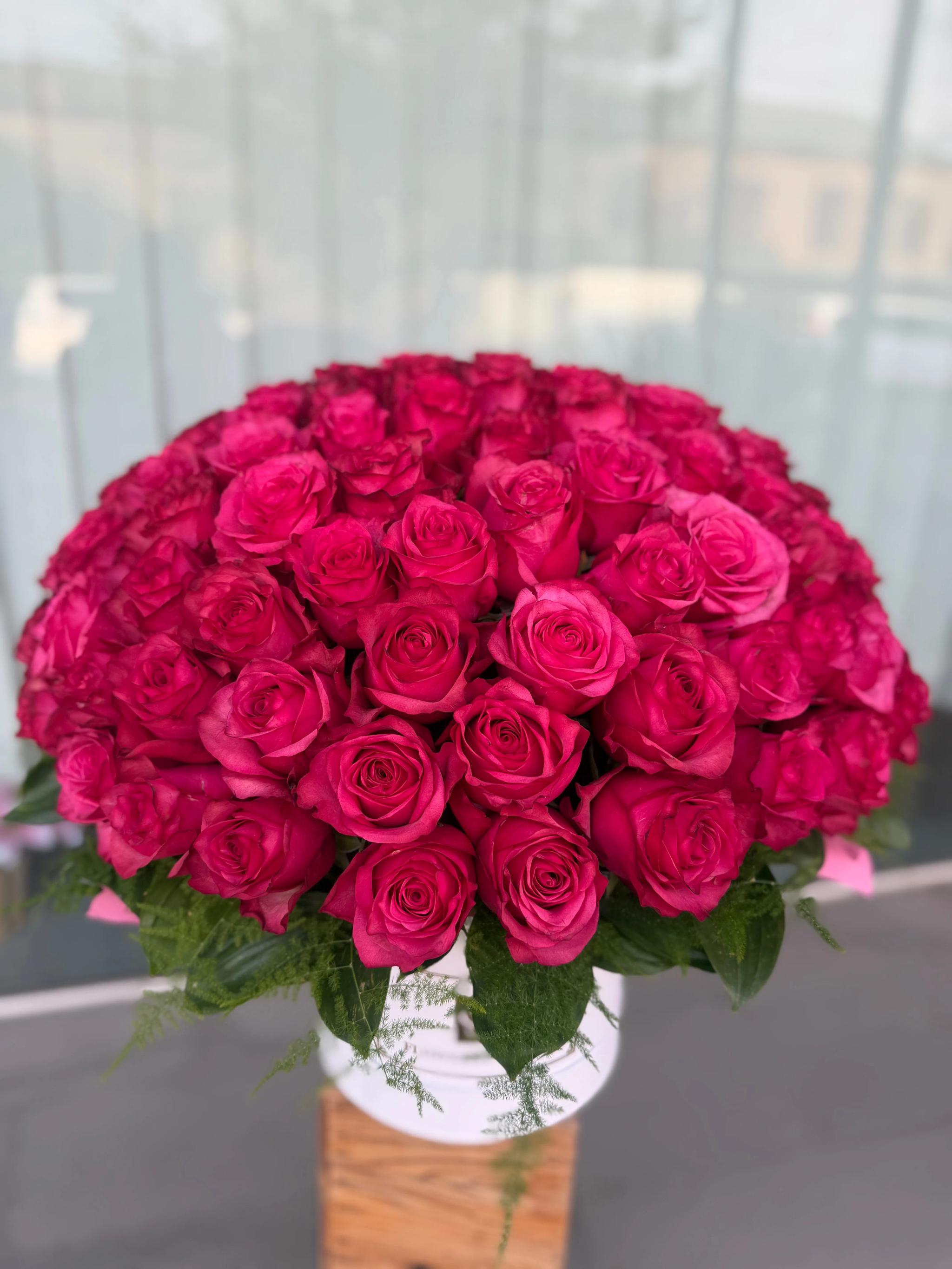 Roses in a box | ծաղիկներ, ծաղկեպսակներ, բույսեր Երևան Roses in a box | ծաղիկներ, ծաղկեպսակներ, բույսեր Երևան