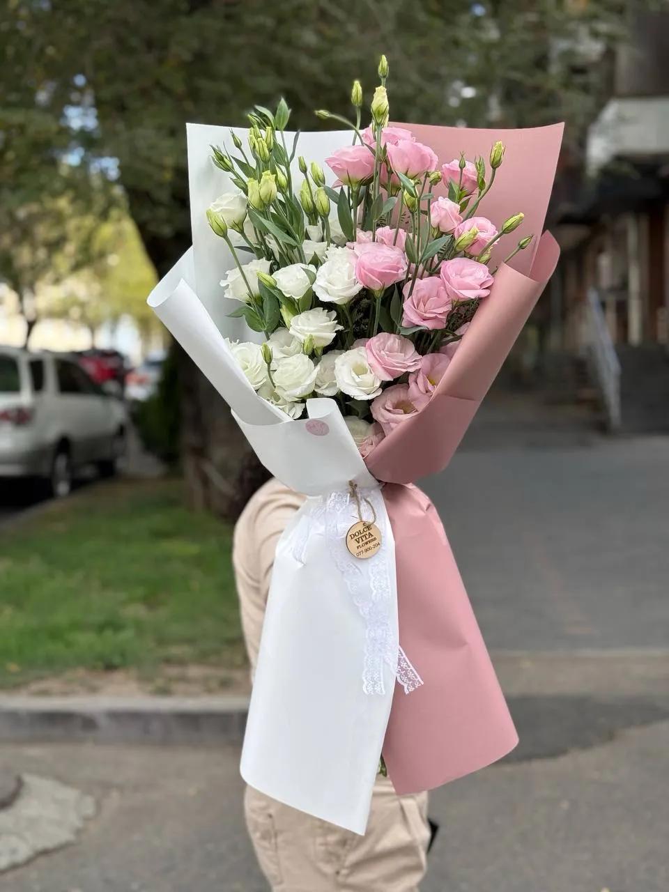 Бело-розовый букет | ծաղիկներ, ծաղկեպսակներ, բույսեր Երևան Бело-розовый букет | ծաղիկներ, ծաղկեպսակներ, բույսեր Երևան
