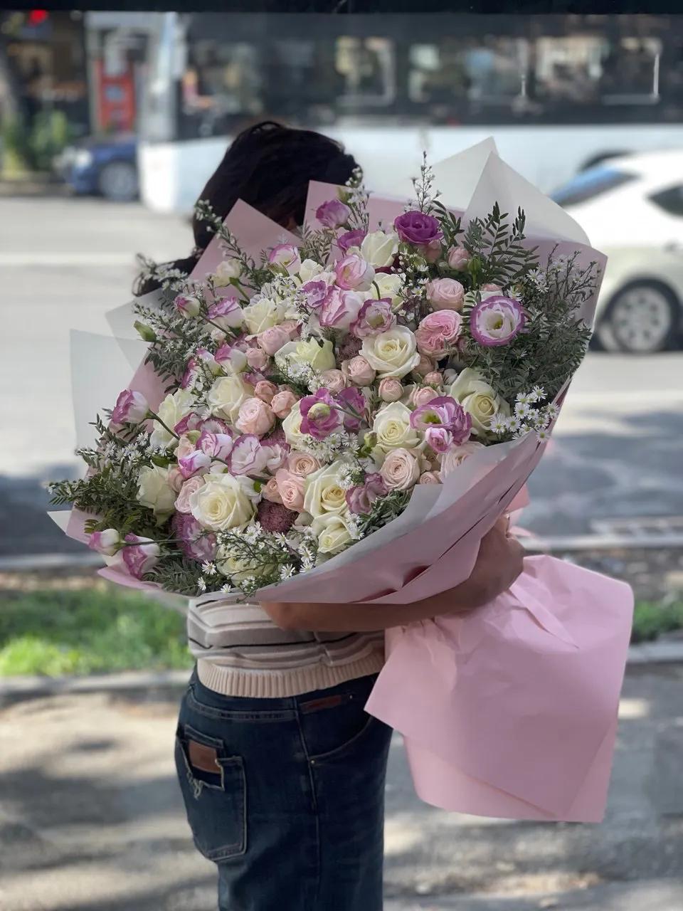 Роскошный букет | ծաղիկներ, ծաղկեպսակներ, բույսեր Երևան Роскошный букет | ծաղիկներ, ծաղկեպսակներ, բույսեր Երևան