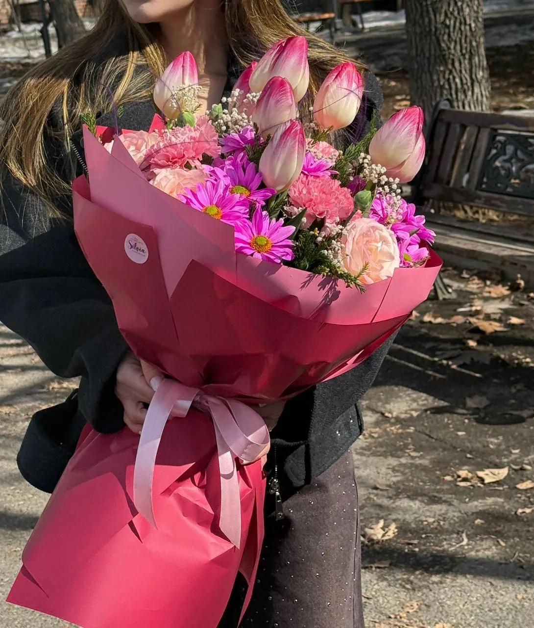 An elegant floral mix | ծաղիկներ, ծաղկեպսակներ, բույսեր Երևան An elegant floral mix | ծաղիկներ, ծաղկեպսակներ, բույսեր Երևան