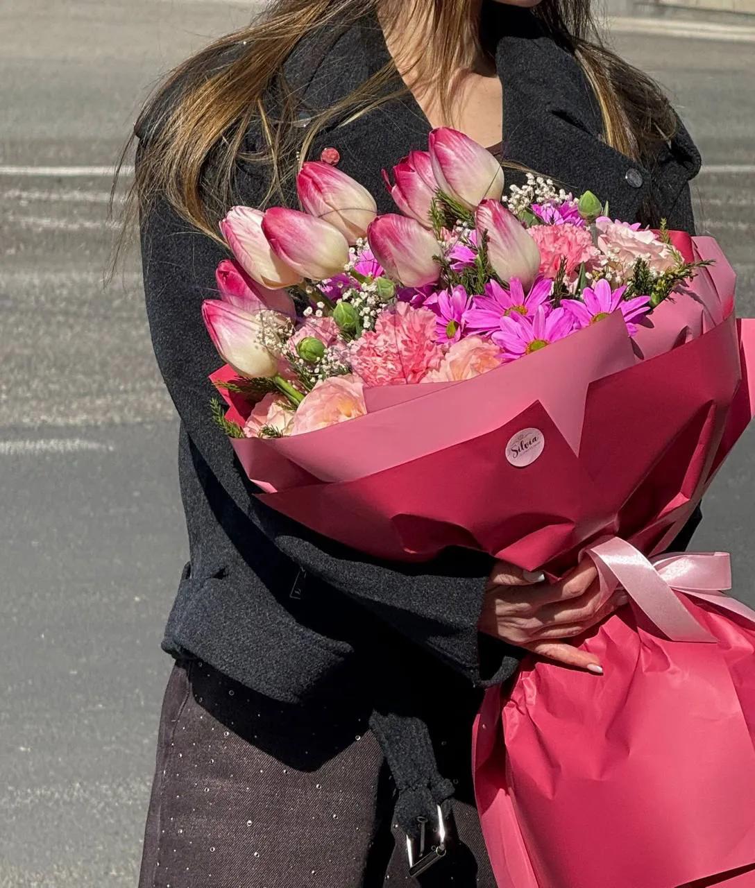 An elegant floral mix | ծաղիկներ, ծաղկեպսակներ, բույսեր Երևան An elegant floral mix | ծաղիկներ, ծաղկեպսակներ, բույսեր Երևան