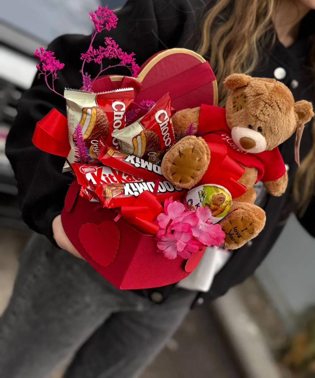 Sweetness in a heart-shaped box | ծաղիկներ, ծաղկեպսակներ, բույսեր Երևան Sweetness in a heart-shaped box | ծաղիկներ, ծաղկեպսակներ, բույսեր Երևան