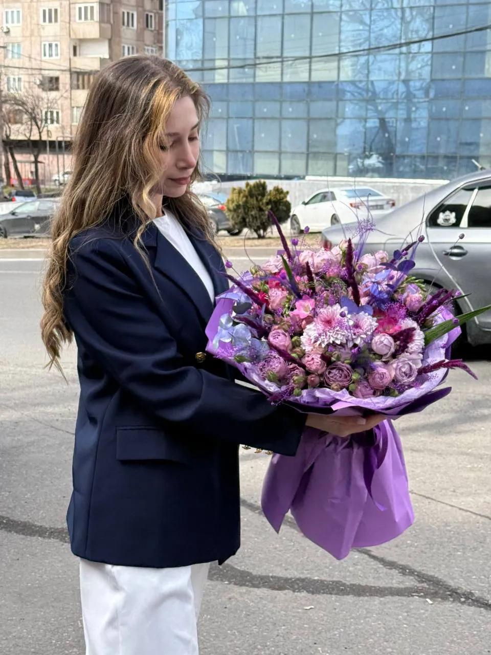 Purple elegant bouquet | ծաղիկներ, ծաղկեպսակներ, բույսեր Երևան Purple elegant bouquet | ծաղիկներ, ծաղկեպսակներ, բույսեր Երևան